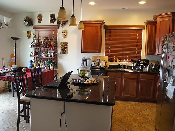 2nd image of 41242 W Parkhill Dr