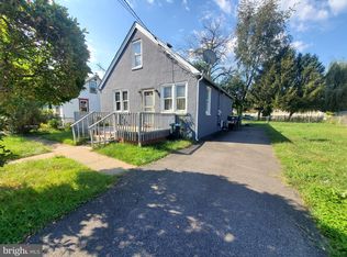 702 E Hazeldell Ave, New Castle, DE 19720