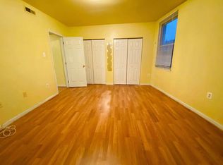 1001 S 8th St #3, Philadelphia, PA 19147