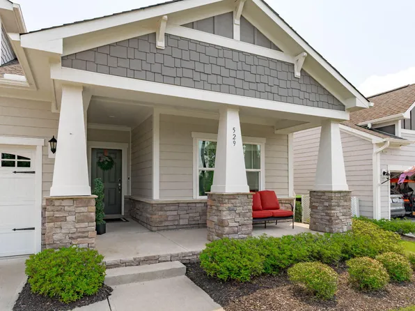 529 Oaks End Dr, Holly Springs, NC 27540