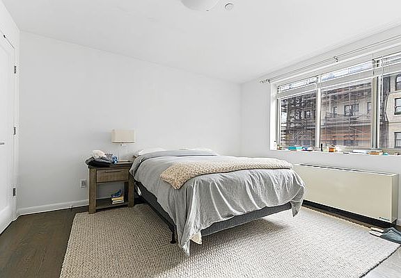 4th image of 159 Bleecker St #A
