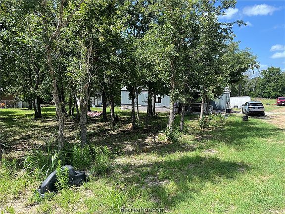 5th image of 108 Live Oak Path