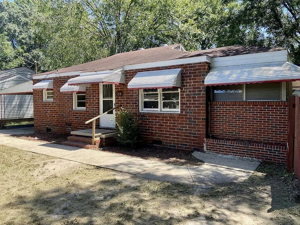 1st image of 2436 Bruce Ave