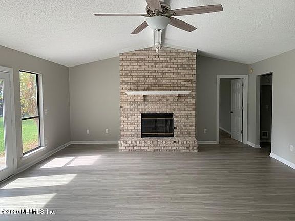 5th image of 4766 Dovetail Dr