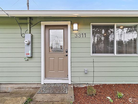 3rd image of 3311 Bridgeport Way