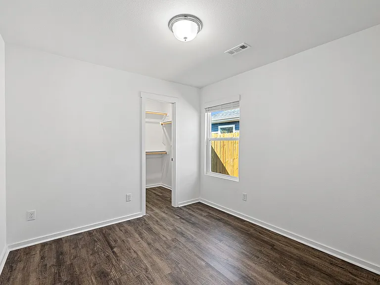732 Short Leaf Ln — Photo 13