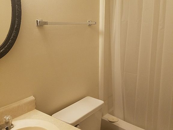 5th image of 1289 Firethorne Dr