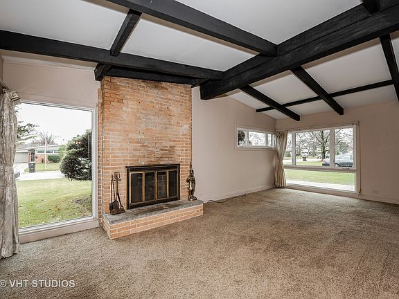 2nd image of 5054 N Ottawa Ave