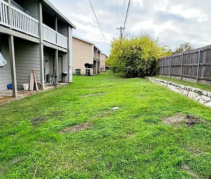 2917 Prairie Flower Cir #C — Photo 4