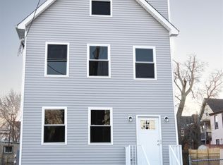 217 Washington St, Perth Amboy, NJ 08861