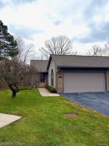 14118 Meadow Hill Ln, Plymouth, MI, 48170