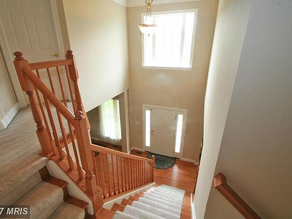5th image of 8422 Mortonhall Ln