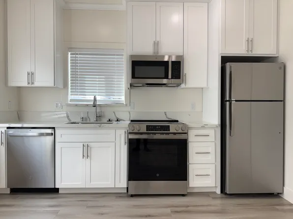 1400 McAllister Ave #1402, Sacramento, CA 95822