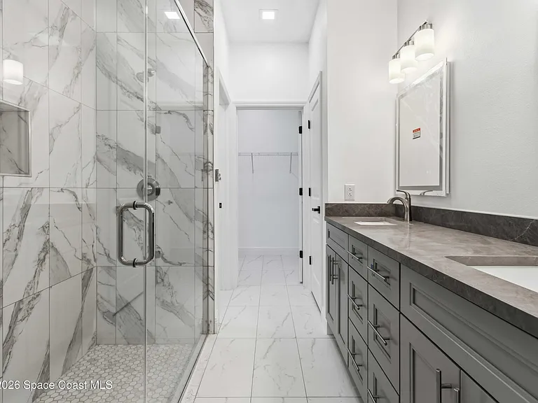 1649 Belem St SE #1649B — Photo 4