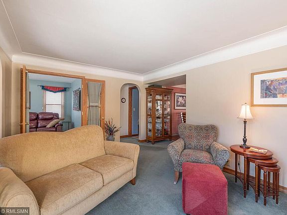 5th image of 6832 James Ave S