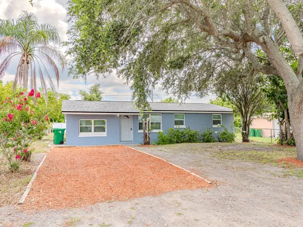 217 Betty Ave, Dundee, FL 33838