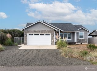 1385 Storm King Ave SW, Ocean Shores, WA