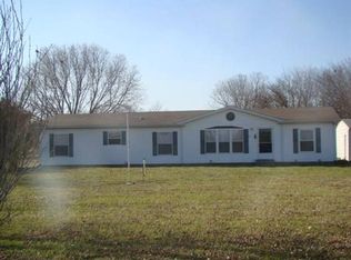 33208 Waterman Crossing Rd, Maple Hill, KS 66507