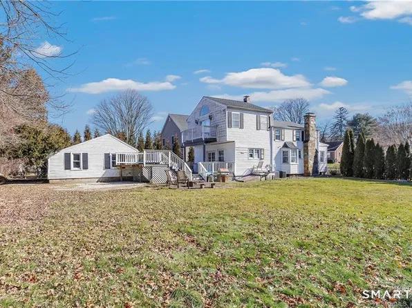 12 Sunset Avenue, Trumbull, CT 06611