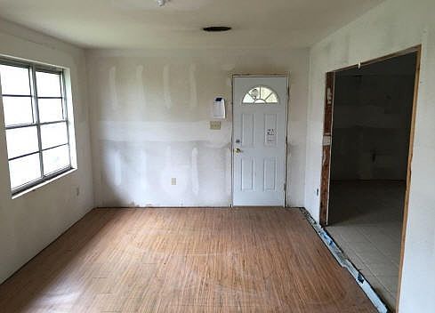4th image of 4641 Corinne St