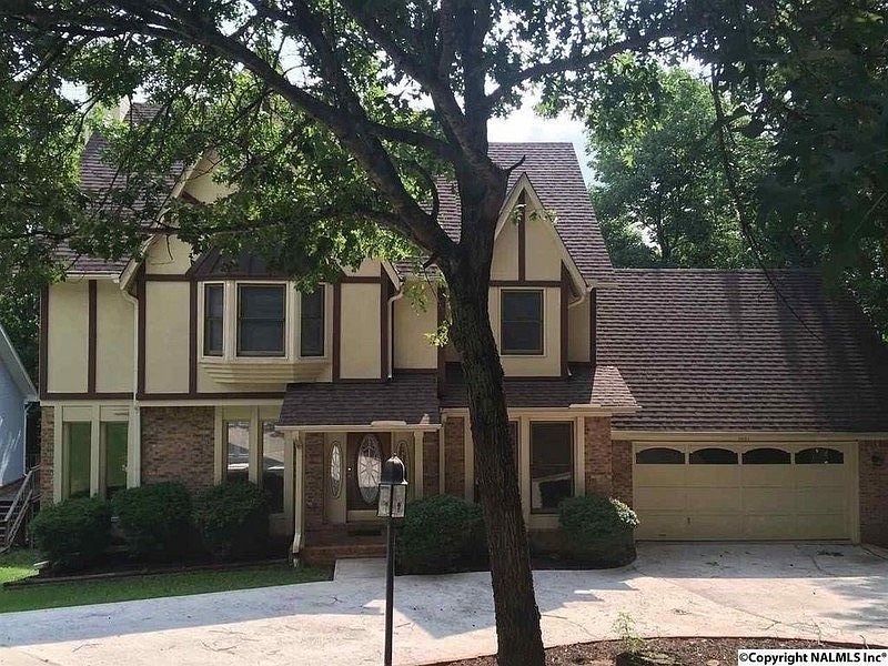 1st image of 10107 Skylark Dr SE