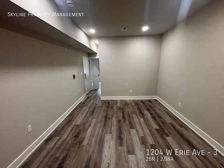 1204 W Erie Ave #3 — Photo 5