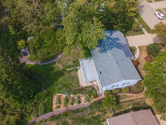 5th image of 313 Vista Dr
