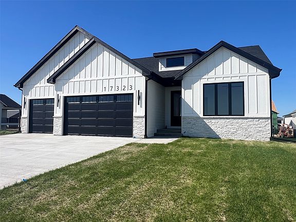 2nd image of 17323 Brookview Dr