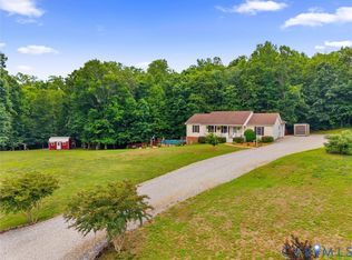 15561 Mica Ln, Amelia Court House, VA 23002