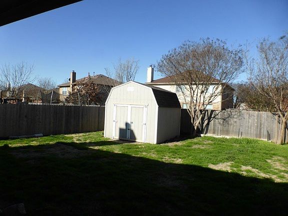 5th image of 512 Appaloosa Dr