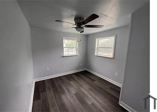 606 Little Ave — Photo 11