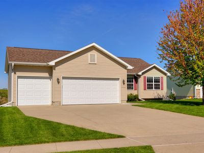 4520 147th St, Urbandale, IA, 50323