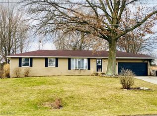 1617 California Ave, Louisville, OH 44641