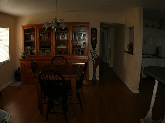 3rd image of 4114 Locust St NE