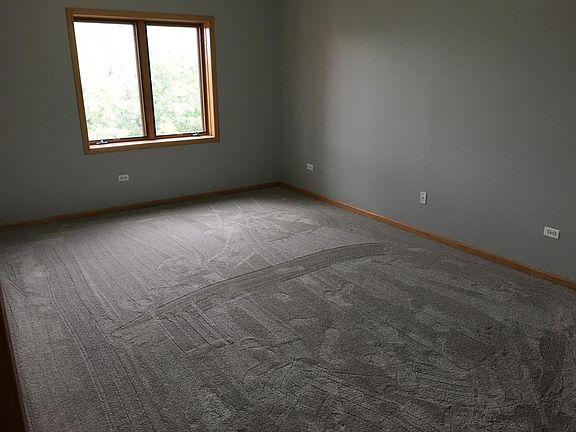 5th image of 8727 W Bryn Mawr Ave APT 610