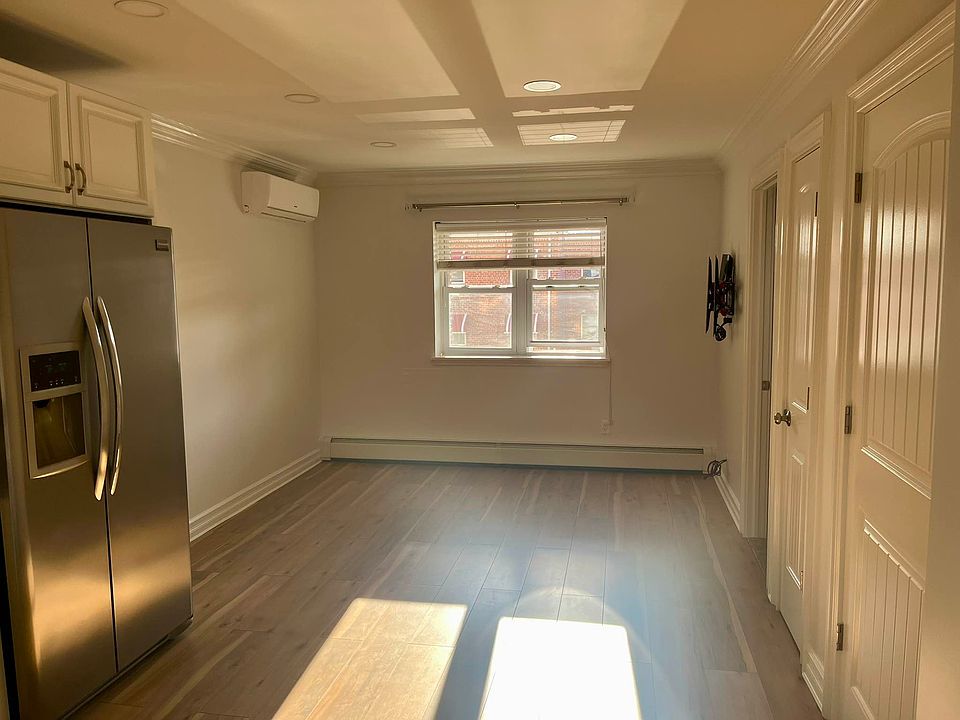 1st image of 6218 65th St #1