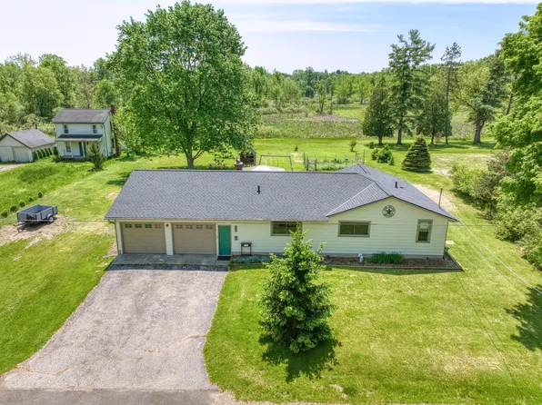 227 Wager St, Manchester, MI 48158