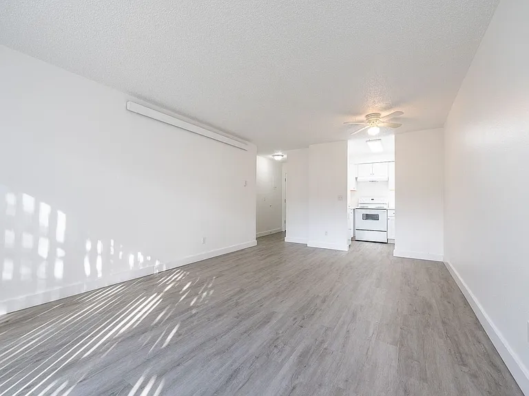 Bridgeview Apartments - Get a $500 VISA! — Photo 19