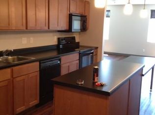 5472 Wild Rose Ln, West Des Moines, IA 50266