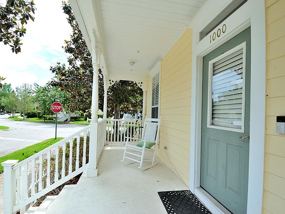 2nd image of 1000 Sandlace Ct