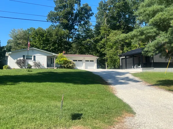 5600 Maple Grove Rd, Martinsville, IN 46151