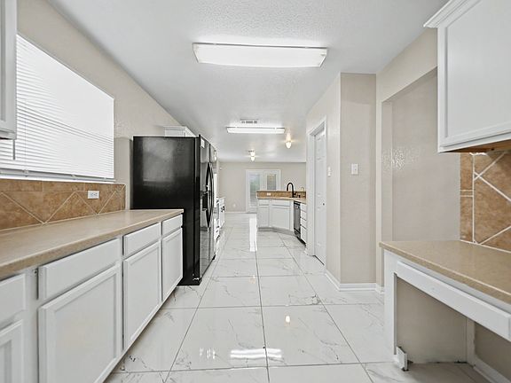 4th image of 3309 Starfish Dr