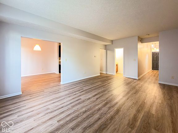5th image of 2424 Boyer Ln