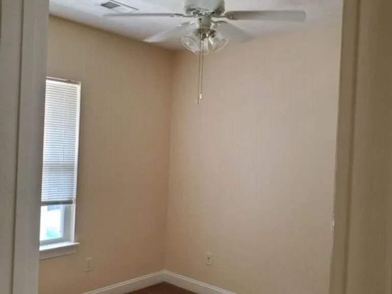 674 Algonquin Dr #2H — Photo 4