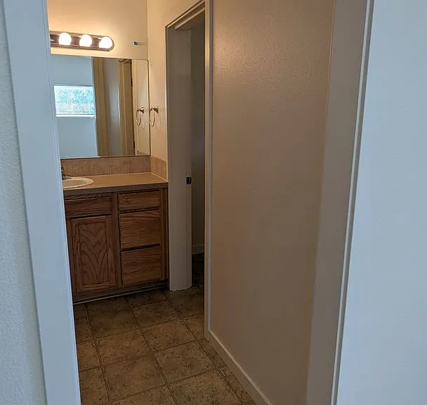 Halsey East Townhomes — Photo 297