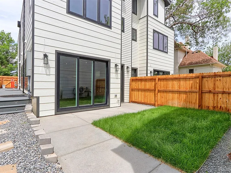3510 N Wyandot St — Photo 42