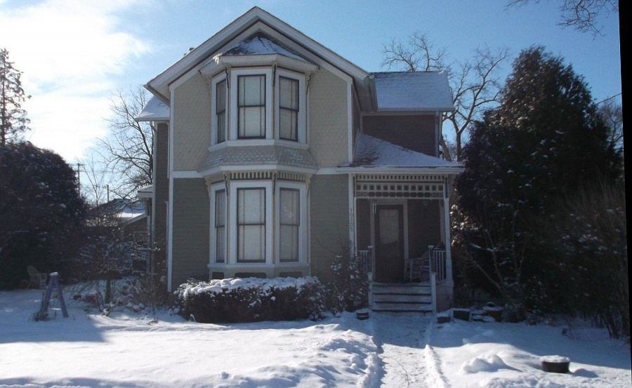 1st image of 10305 West St