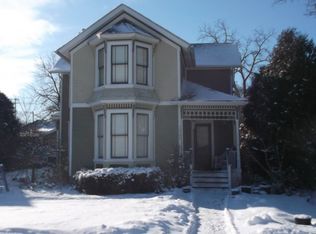 10305 West St, Richmond, IL 60071