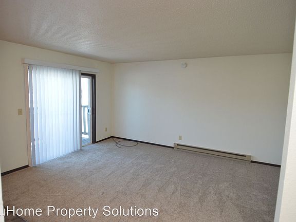 3rd image of 4811 7th Ave N #1