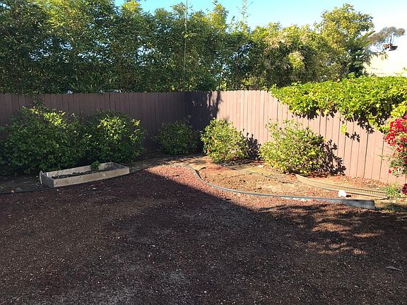 3rd image of 2928 1st Ave